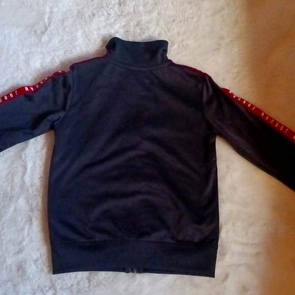 Jordan boys sweater - Picture 7 of 7
